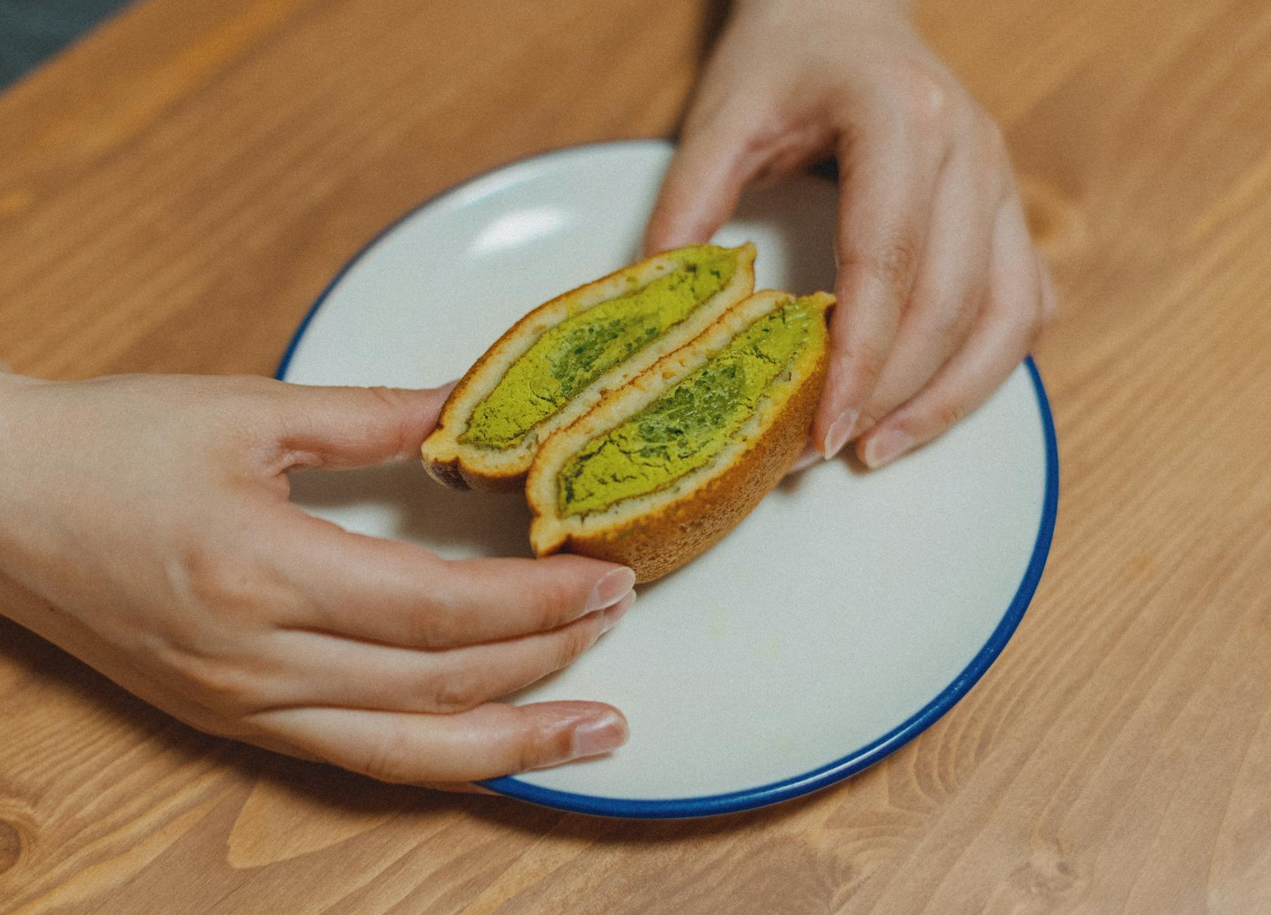 2025-12-02 日記 - 今日は晴れて、オレの体調もまずまず。日雇…