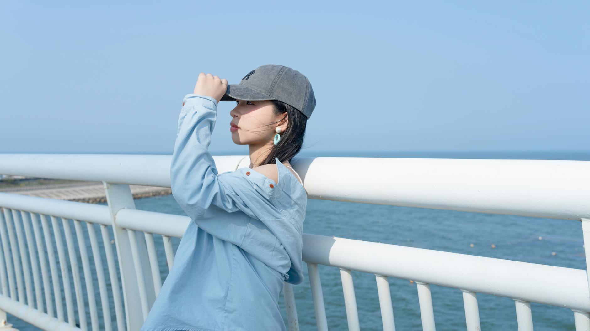 2025-12-18 日記 - 会議と在宅勤務、今日は真冬の寒さで、息が白くな…。